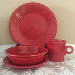 Fiestaware Fiesta Homer Laughlin Scarlet Red 4 piece setting